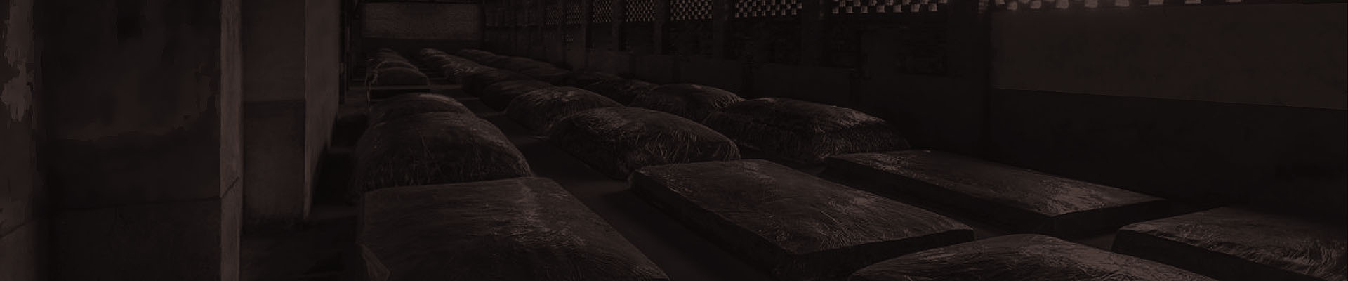 瀘州樹(shù)清酒莊聯(lián)系我們